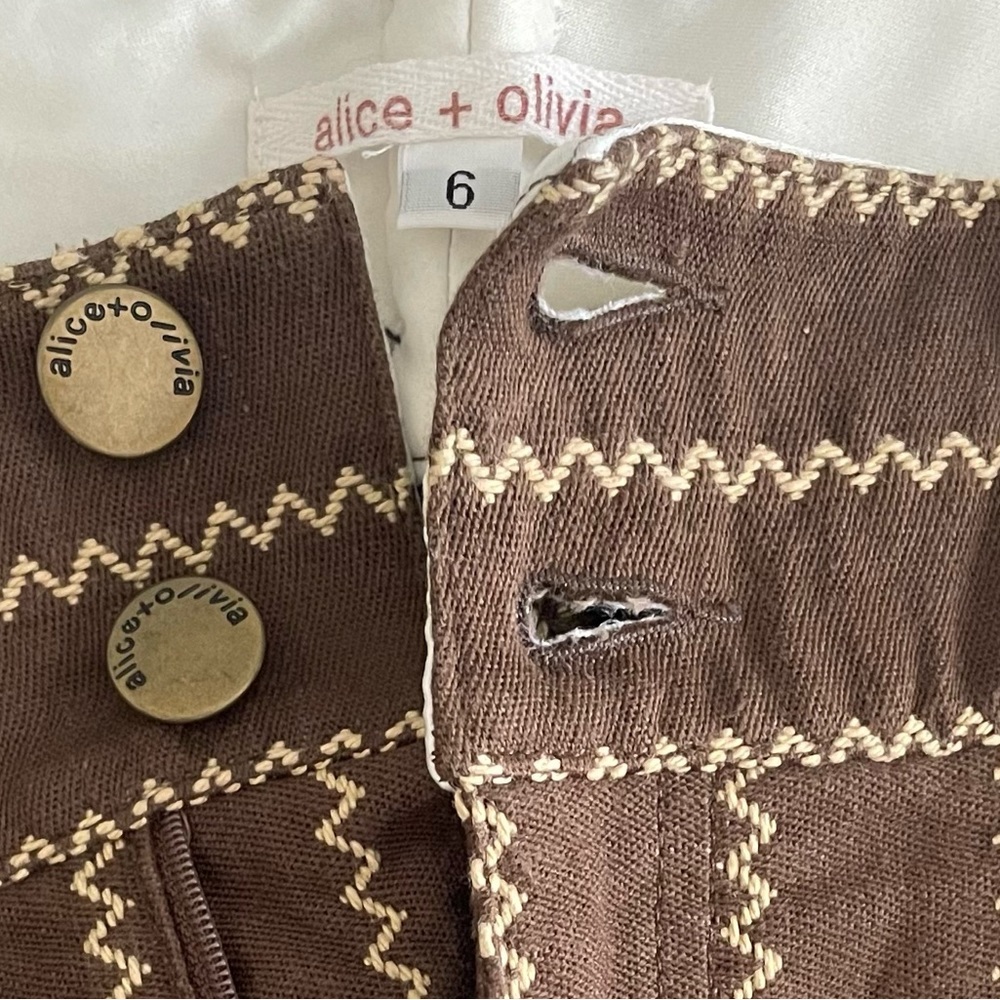 ❌ SOLD ❌ ALICE + Olivia Embroidered Flare Trousers Brown Size 6 - Picture 6 of 8
